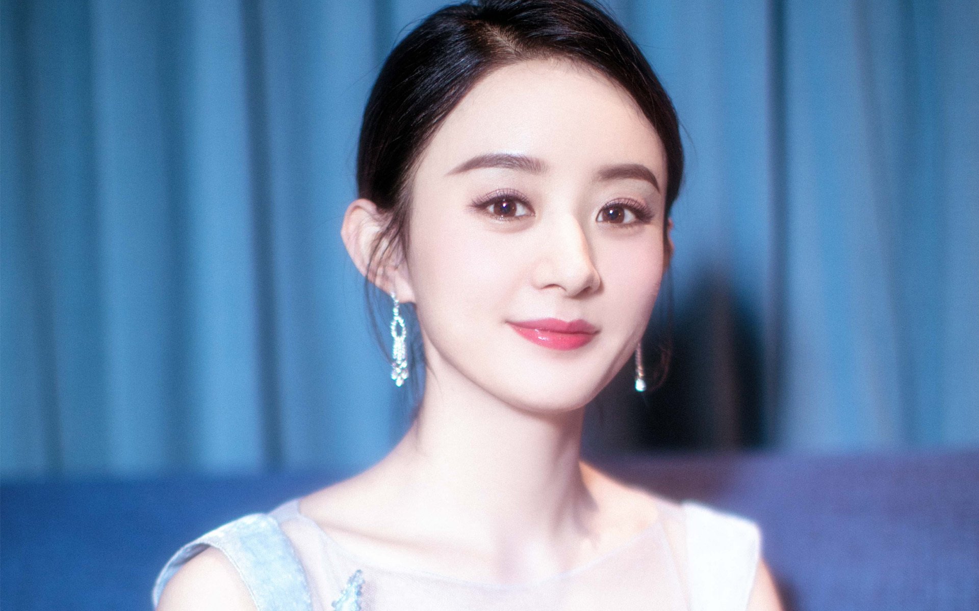 竞逐胜利：劲敌相遇，谁能笑到最后？，竞逐小说
