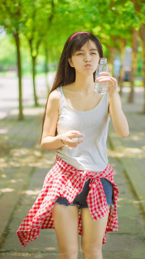 JIUYOU GAMING-中学篮球注重团队合作精神塑造运动品格，篮球的合作精神